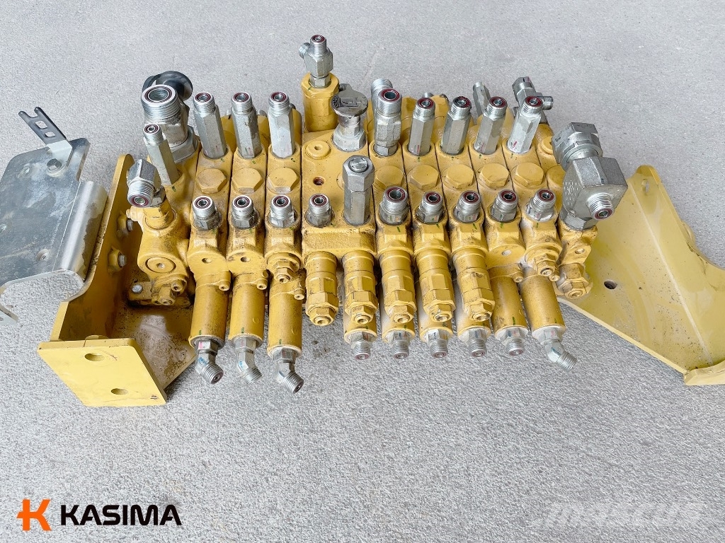 CAT 303 E CR hydraulic distributor Hidravlika
