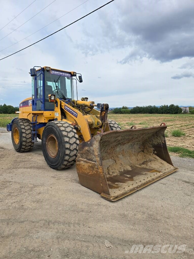 CAT 938 G Kolesni nakladalci