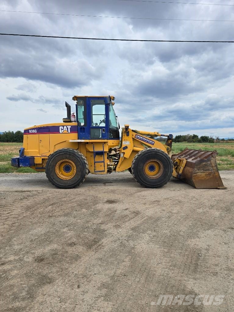 CAT 938 G Kolesni nakladalci