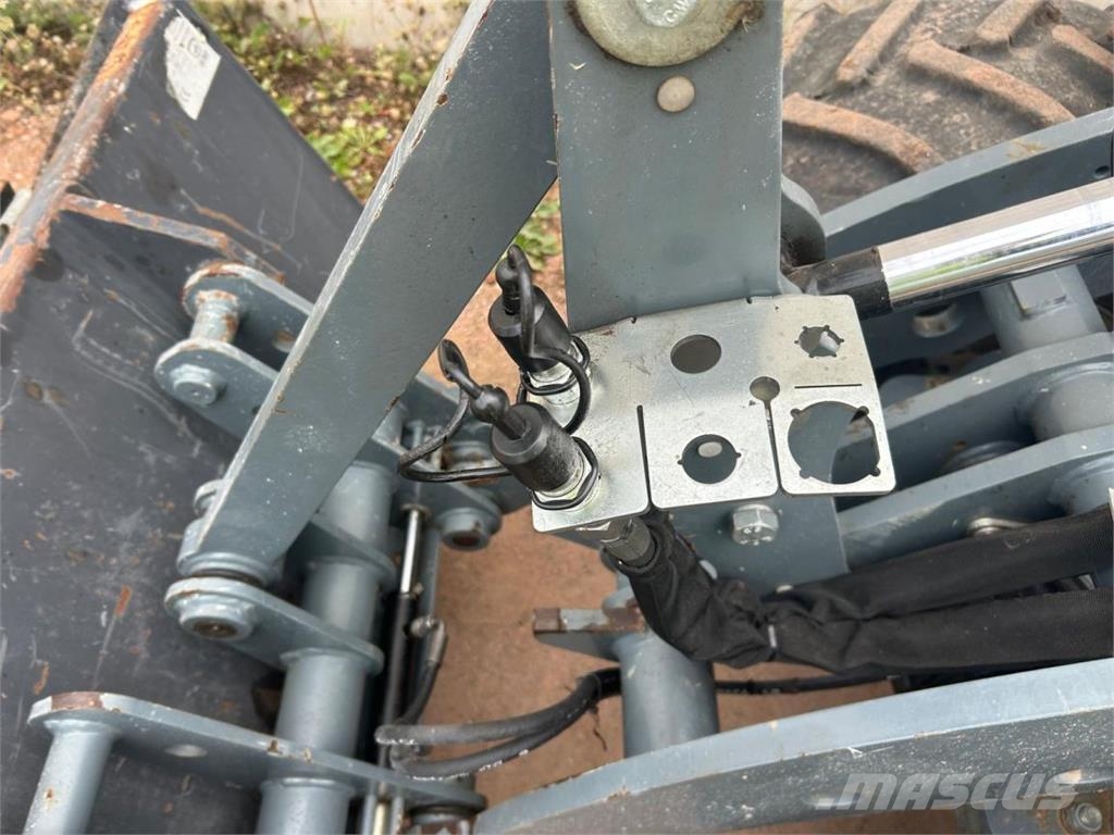 GiANT G2700 Xtra HD (9748) Wielladers