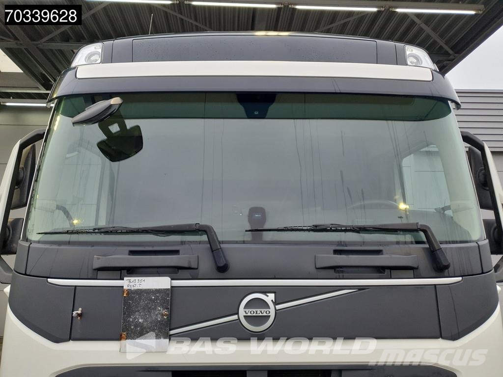 Volvo FM 460 4X2 Globe 2x Tanks Navi Sadulveokid