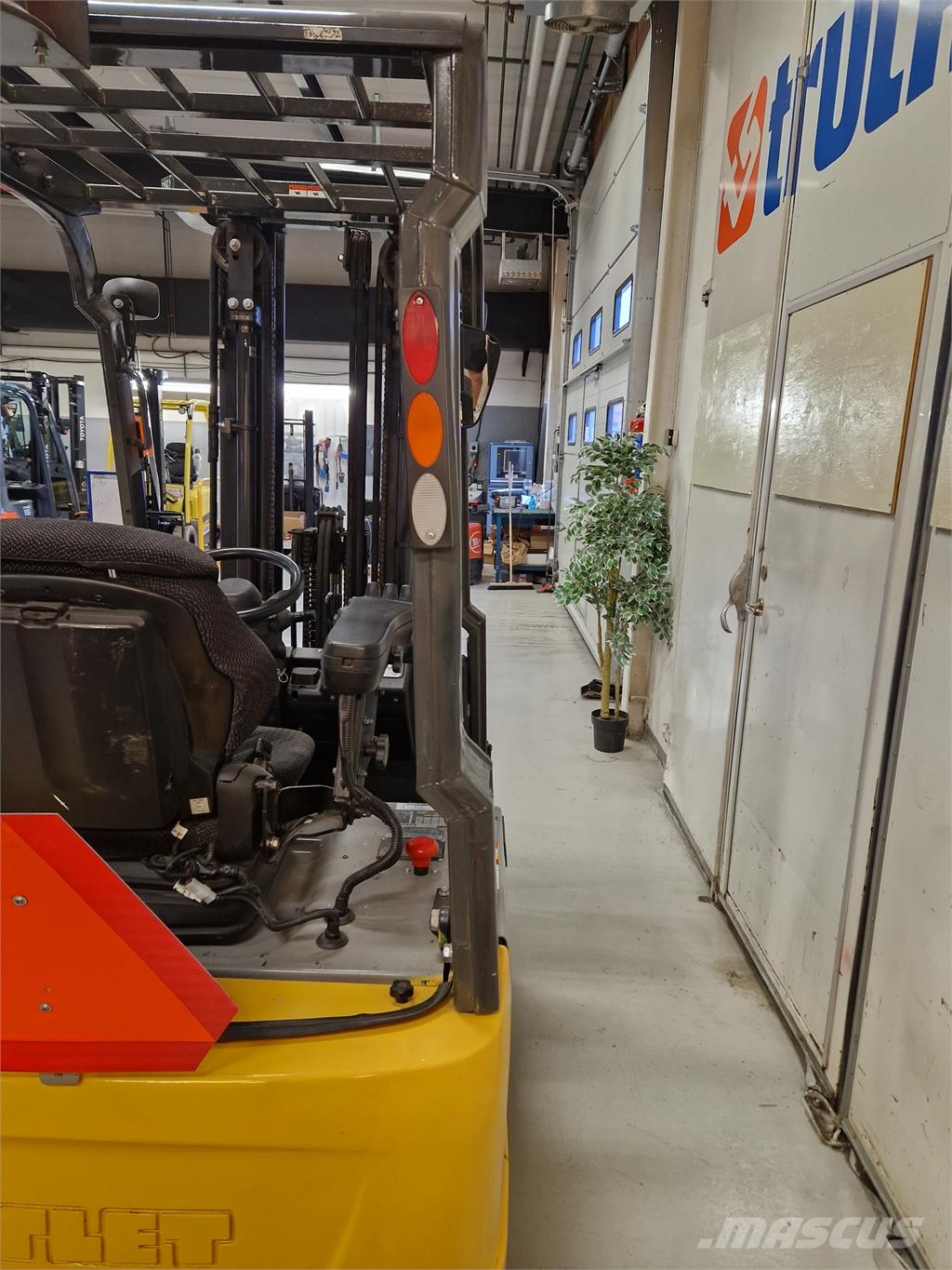 Atlet AS1N1L15T Sähkötrukit