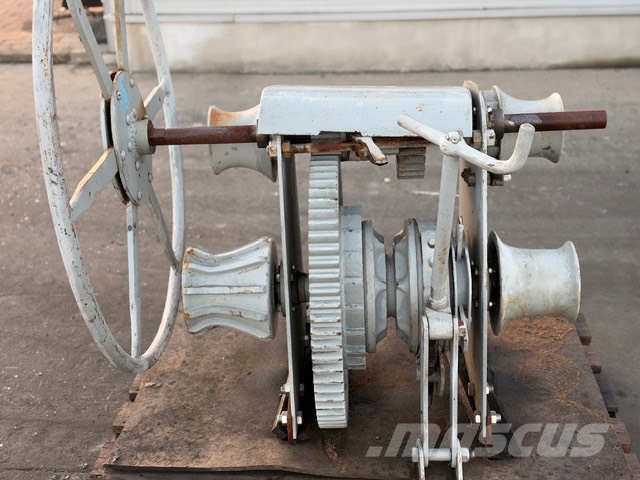 Yamacha 2000 META 9 m Barque Crew Boat 작업선, 바지선 및 너벅선