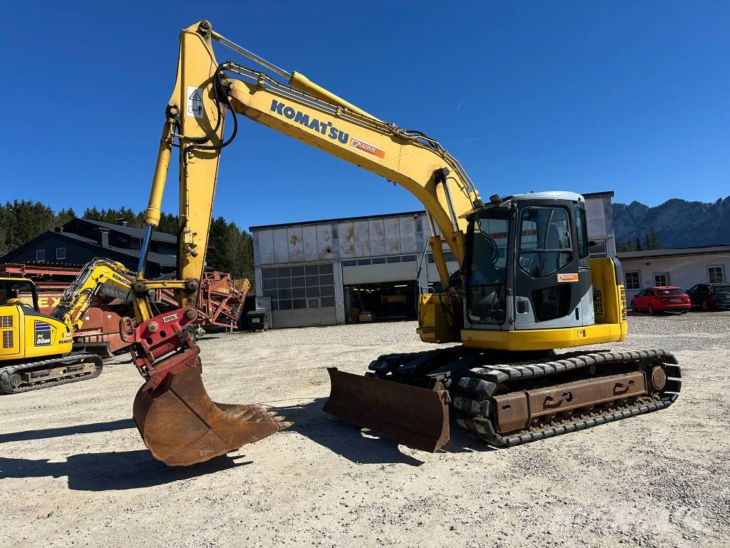 Komatsu PC 138 US-2 حفارات زحافة