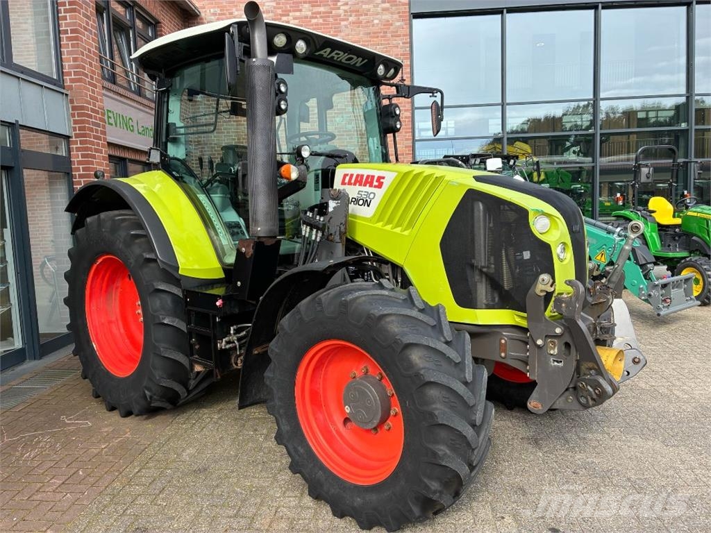 CLAAS Arion 530 트랙터