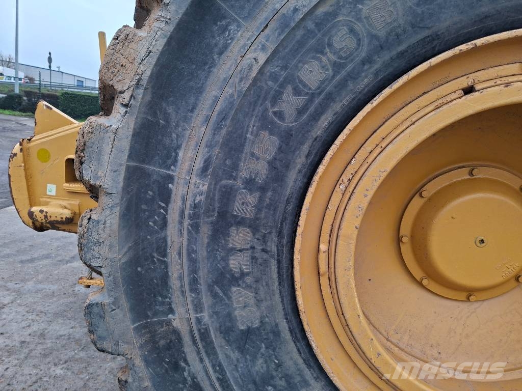 CAT 631E (3 Units Available) Skrabere