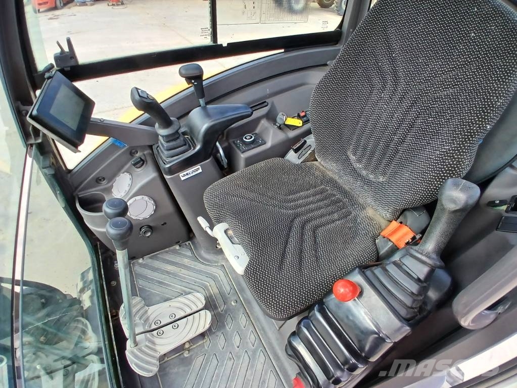 Volvo JECR 25 D Electric Mini pelle < 7t