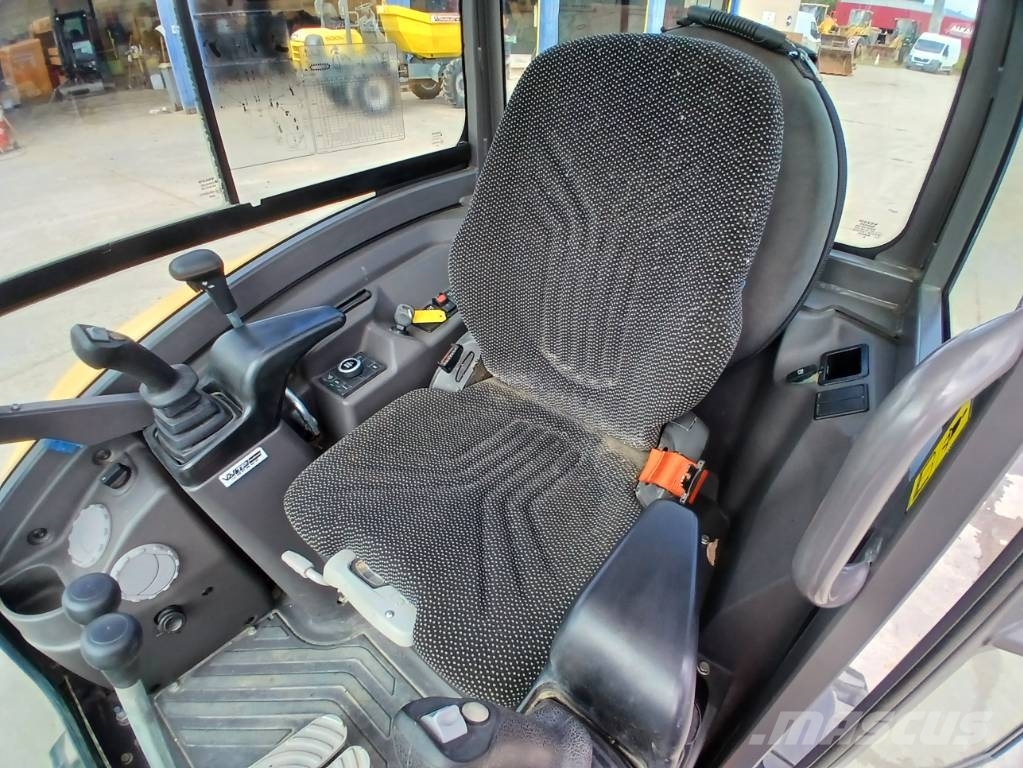 Volvo JECR 25 D Electric Mini pelle < 7t