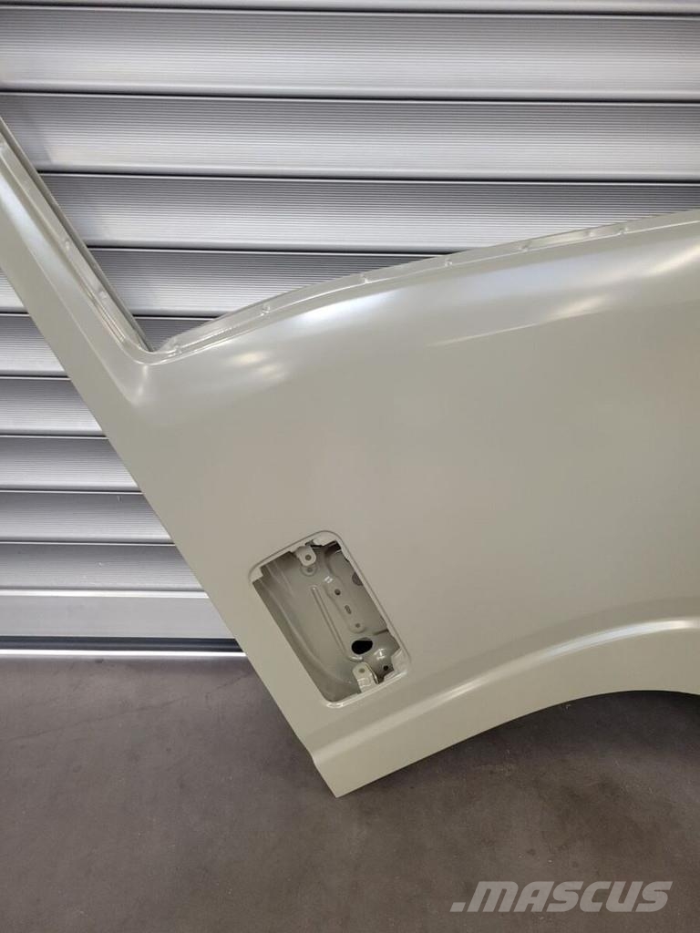 Isuzu PASSENGER (RH) Ostale kargo komponente