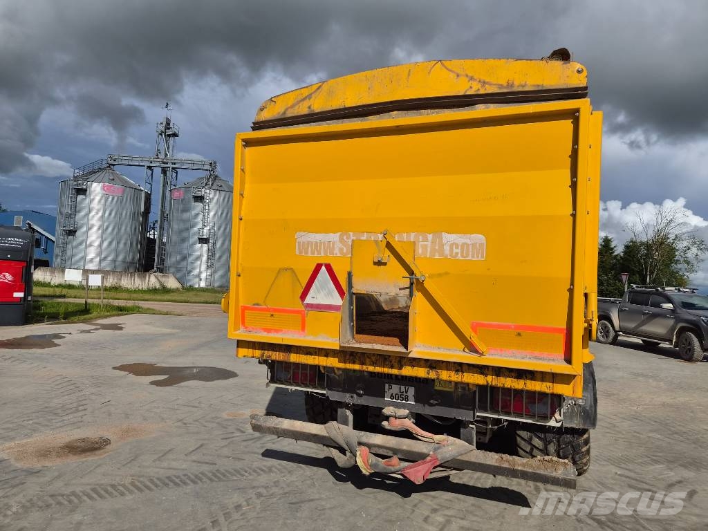 Stronga BL800 Tipper trailers