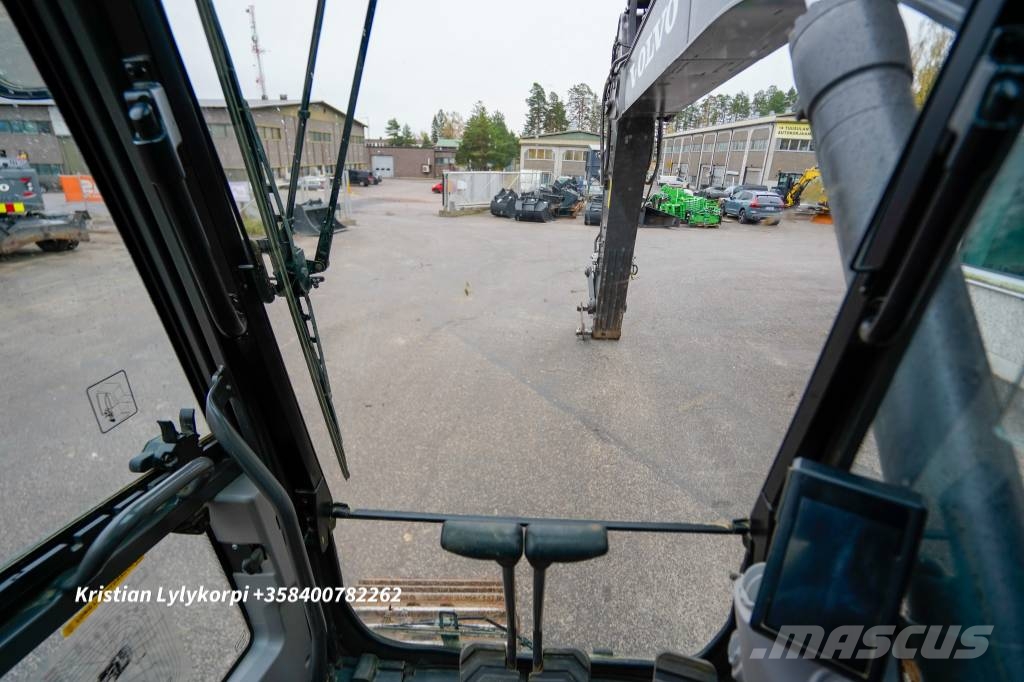 Volvo EC300EL STAGE V Telakaivukoneet