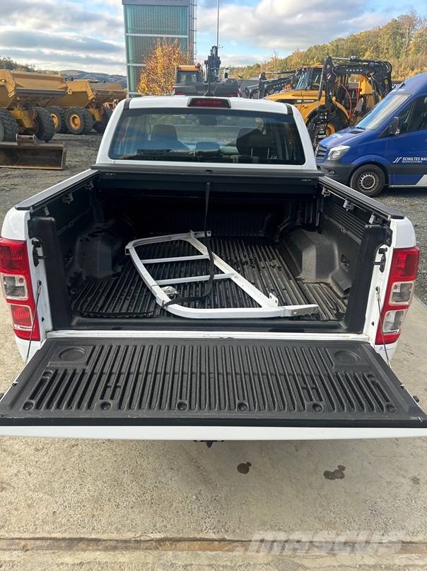 Ford Ranger XLT 2.0 TDCi Panther 4x4 Automatik AHK Doka 皮卡车