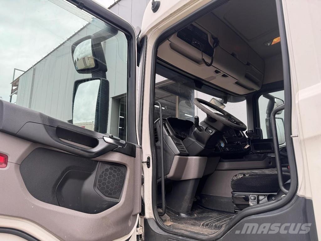 Scania G410 6X2 EURO 6 + CARRIER DATA COLD 300 + ZEPRO LI Camion a temperatura controllata