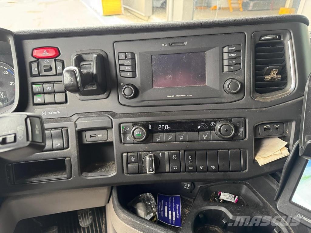 Scania G410 6X2 EURO 6 + CARRIER DATA COLD 300 + ZEPRO LI Camion a temperatura controllata