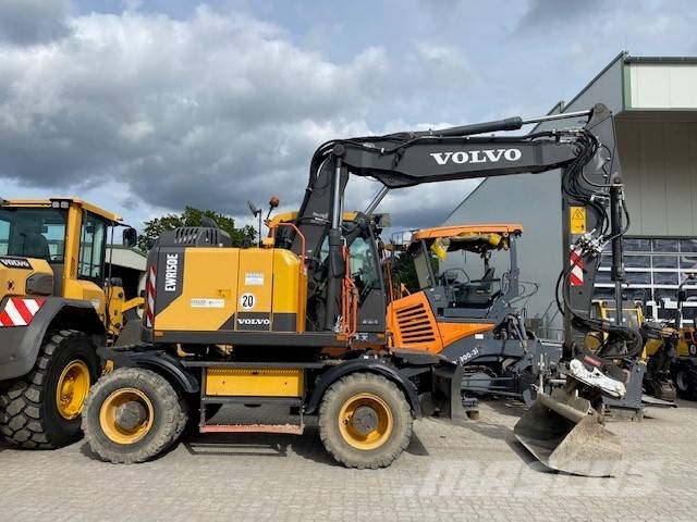 Volvo EWR 150 E MIETE / RENTAL (12001017) Excavadoras de ruedas