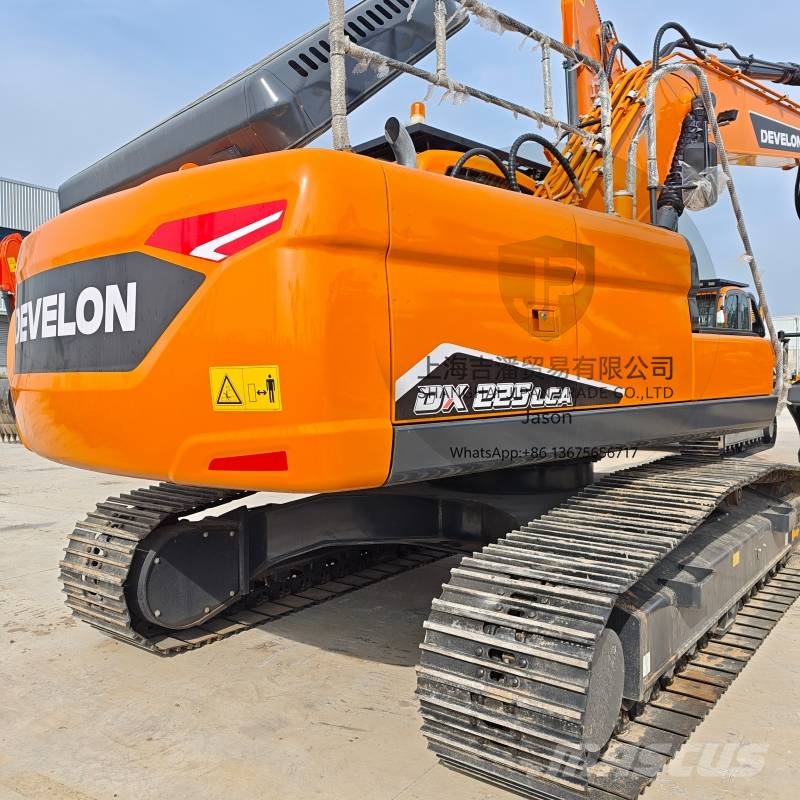 Develon DX 225 Bagri goseničarji