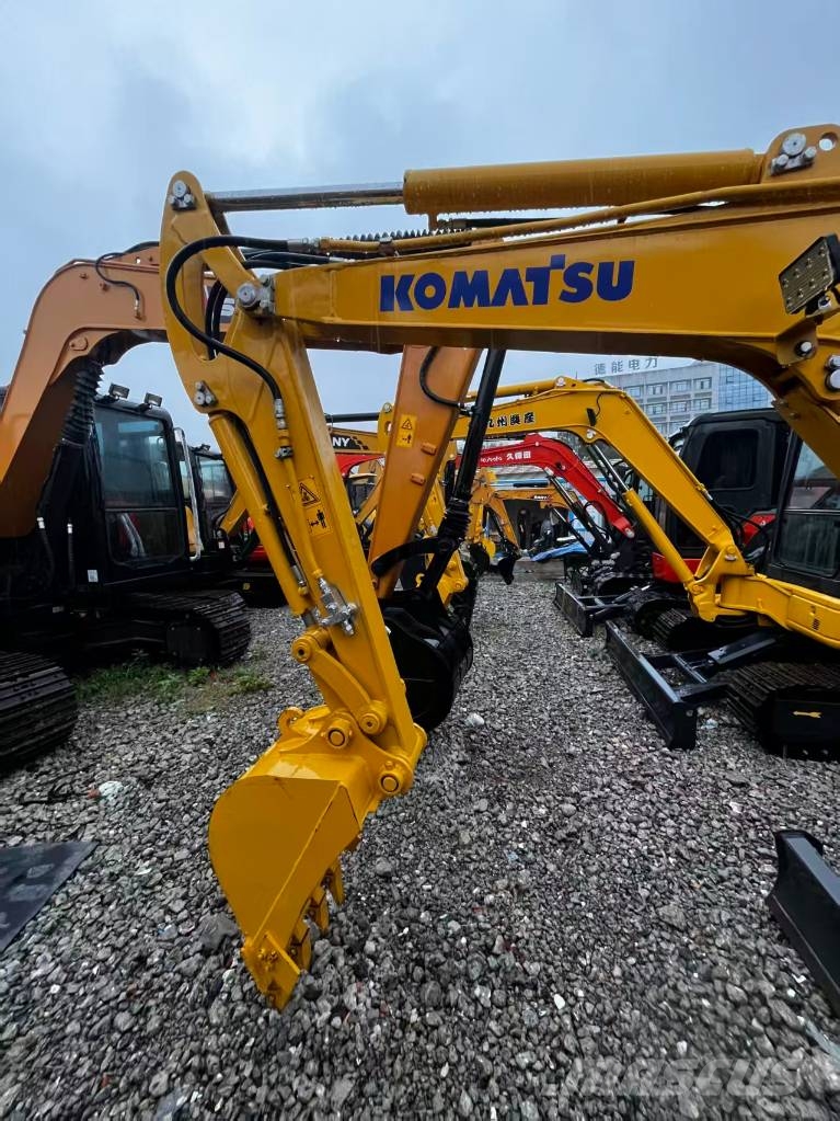Komatsu PC35MR Mini rýpadlá < 7t