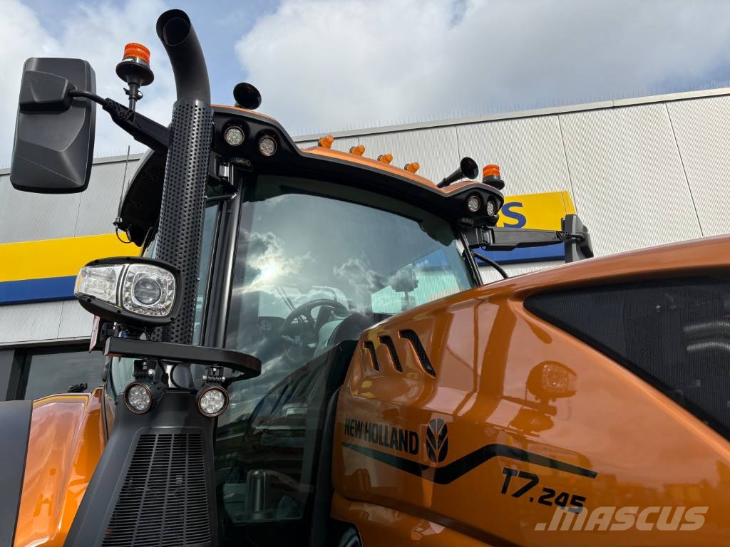 New Holland T 7.245 AC Traktori