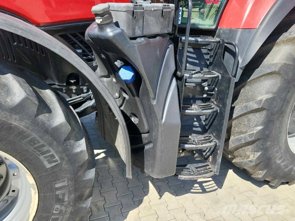 Case IH OPTUM 300 CVX الجرارات