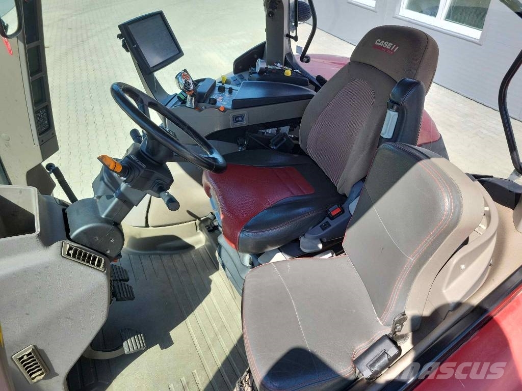 Case IH OPTUM 300 CVX الجرارات
