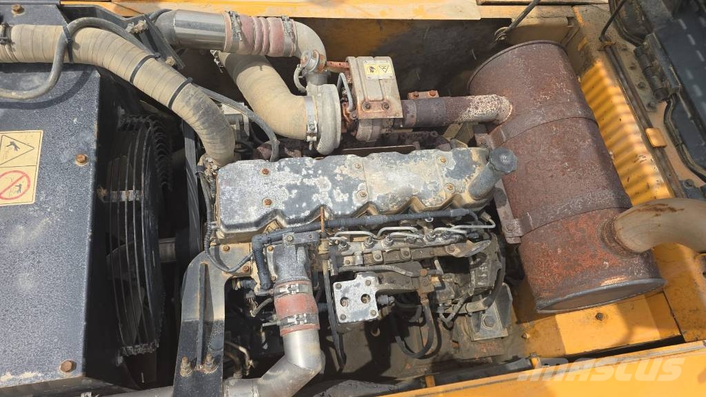 Hyundai Robex 290 N LC-7 A حفارات زحافة