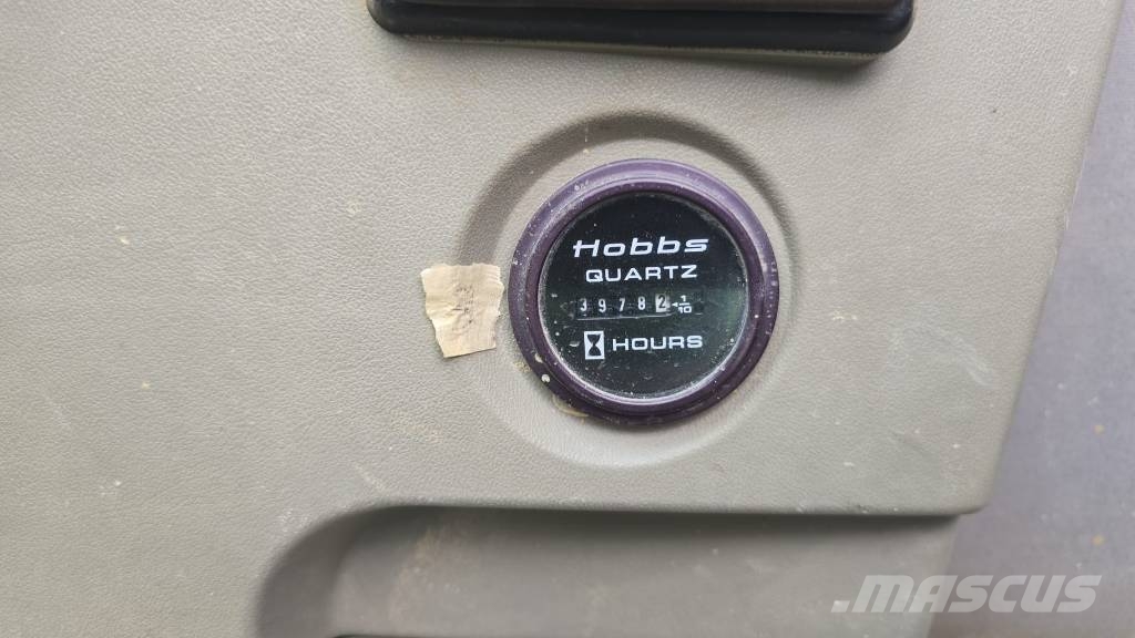Hyundai Robex 290 N LC-7 A حفارات زحافة