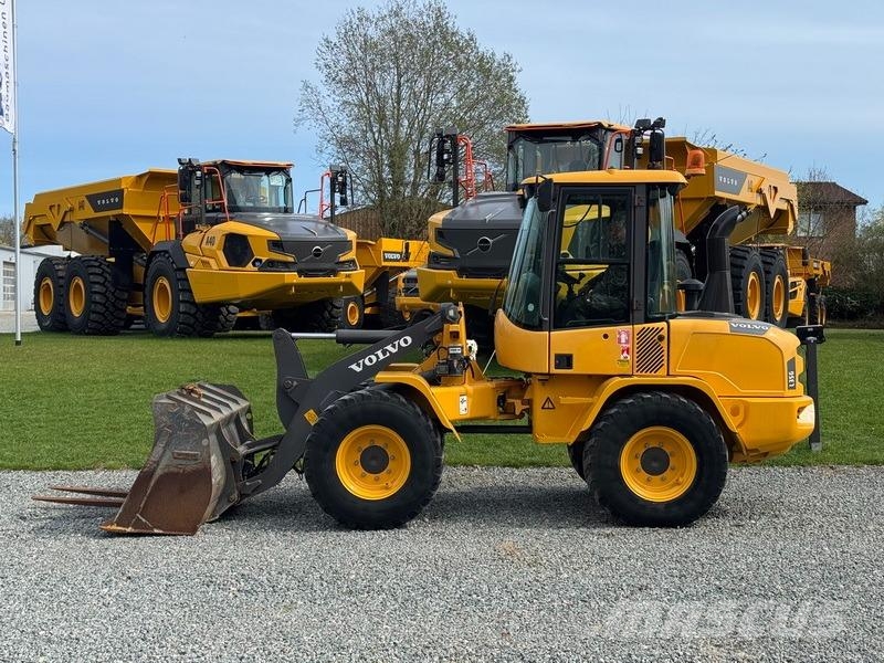 Volvo L 35 GS 輪胎式裝載機