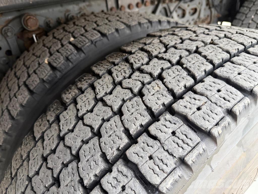 Mercedes-Benz AROCS 3258 8X4 EURO6 + RETARDER + STEEL/AIR Bañeras basculantes usadas