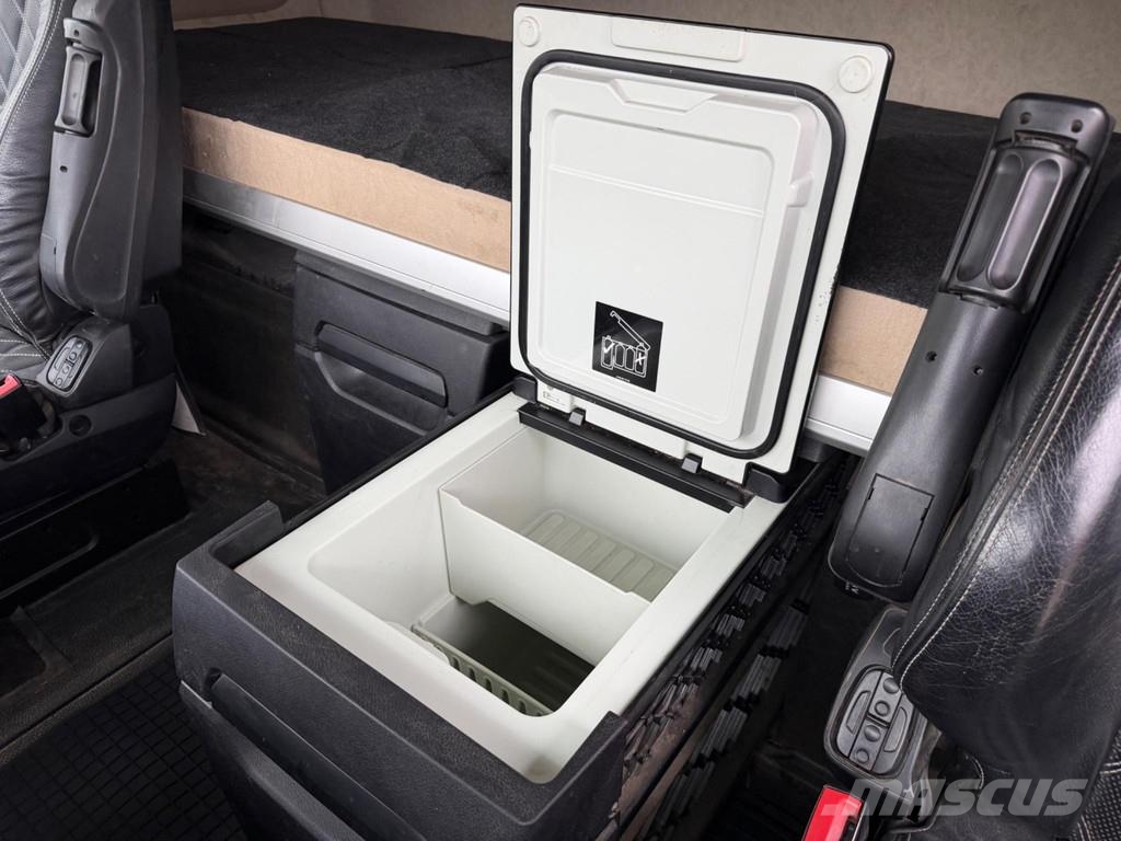 Mercedes-Benz AROCS 3258 8X4 EURO6 + RETARDER + STEEL/AIR Bañeras basculantes usadas