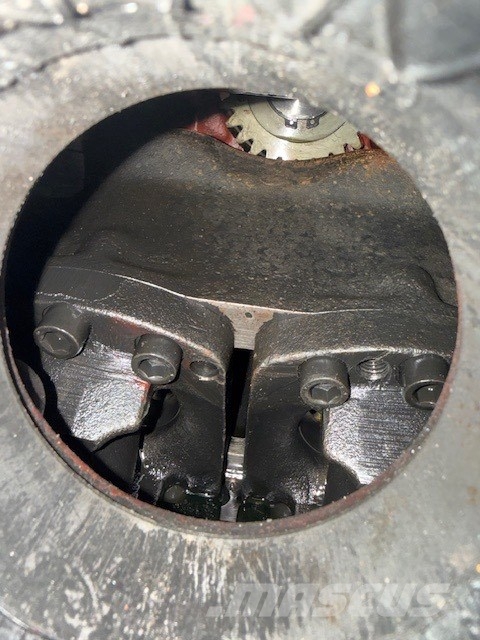 Linde B2PV-105 USED HYDRAULIC PUMP هيدروليات