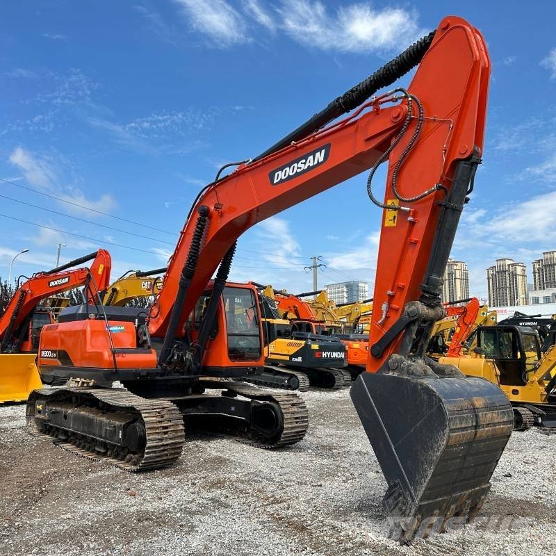 Doosan DH 300 LC-7 Excavadoras sobre orugas
