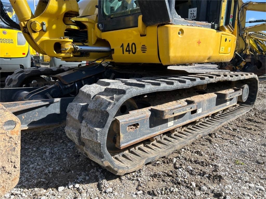 Komatsu PC80 MR Vidēja lieluma ekskavatori 7 t - 12 t