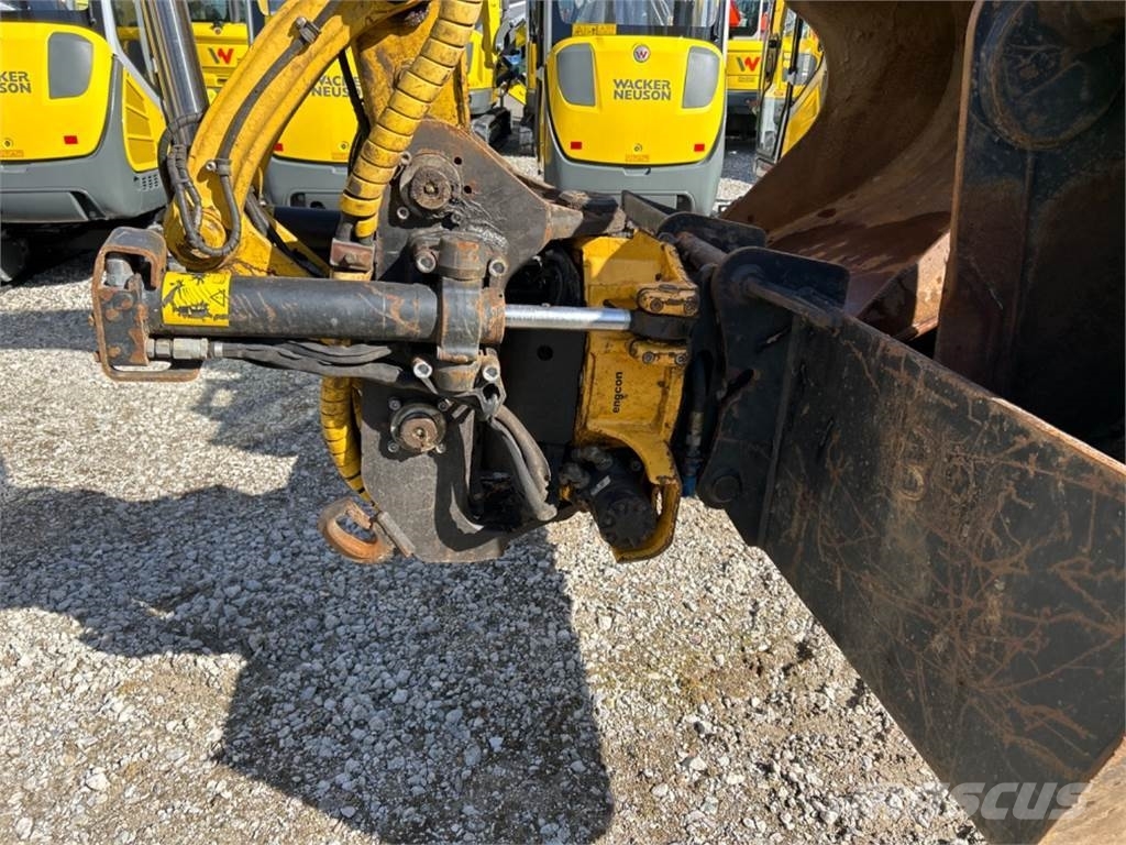 Komatsu PC80 MR Vidēja lieluma ekskavatori 7 t - 12 t