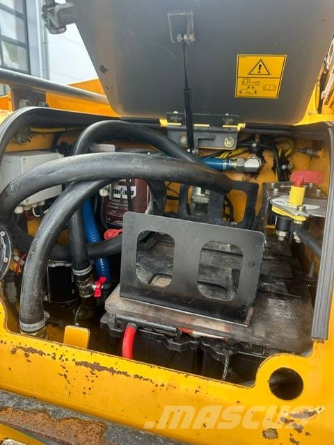 Liebherr R 916 Crawler excavators