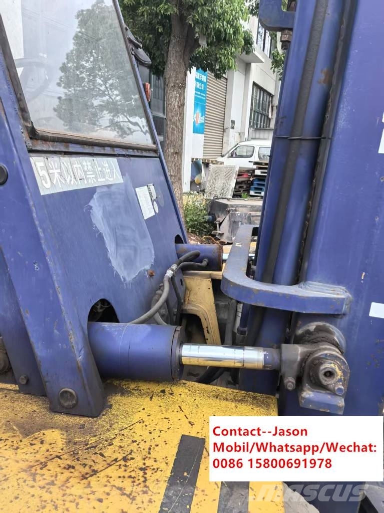 Komatsu FD 100-7 Dizelski viličarji