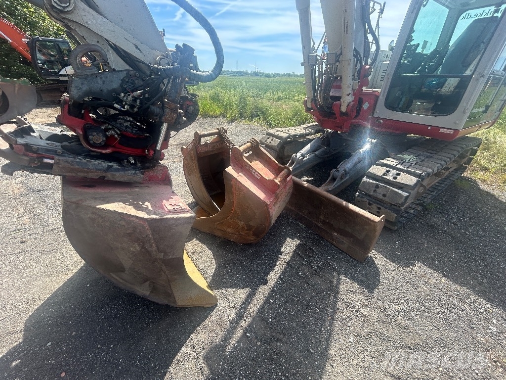 Takeuchi TB2150 Paletli ekskavatörler