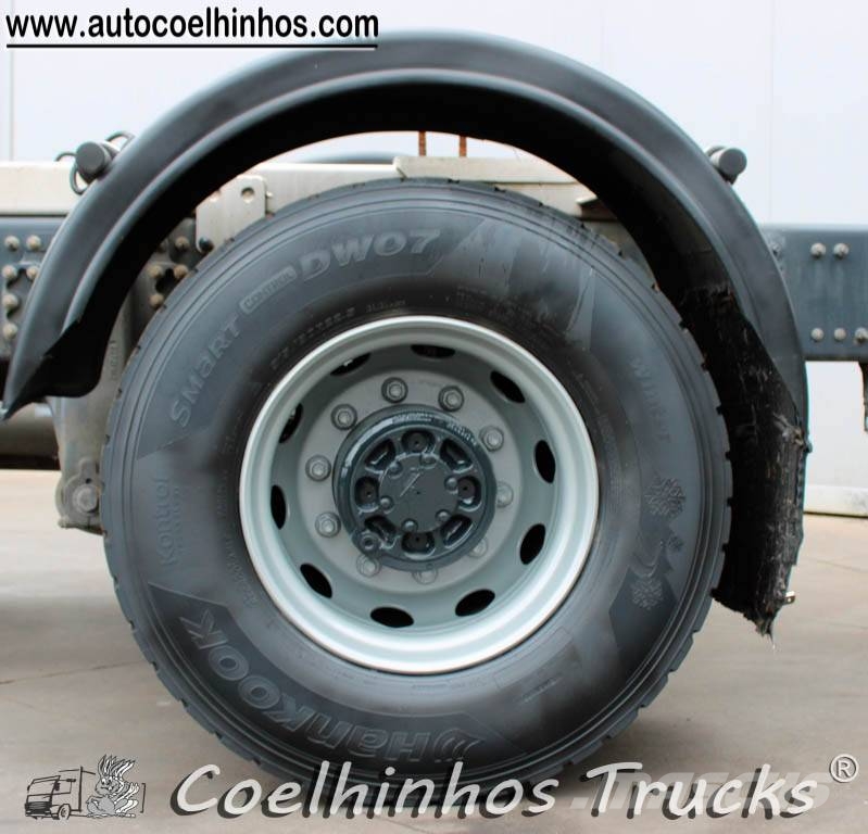 Renault C 430  Retarder Camiones con chasís y cabina