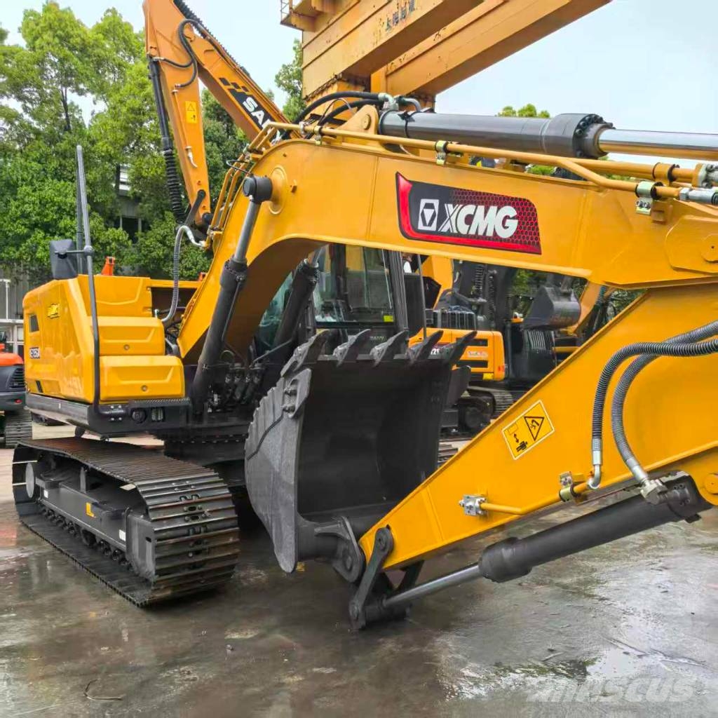 XCMG XE135GA Roomikekskavaatorid