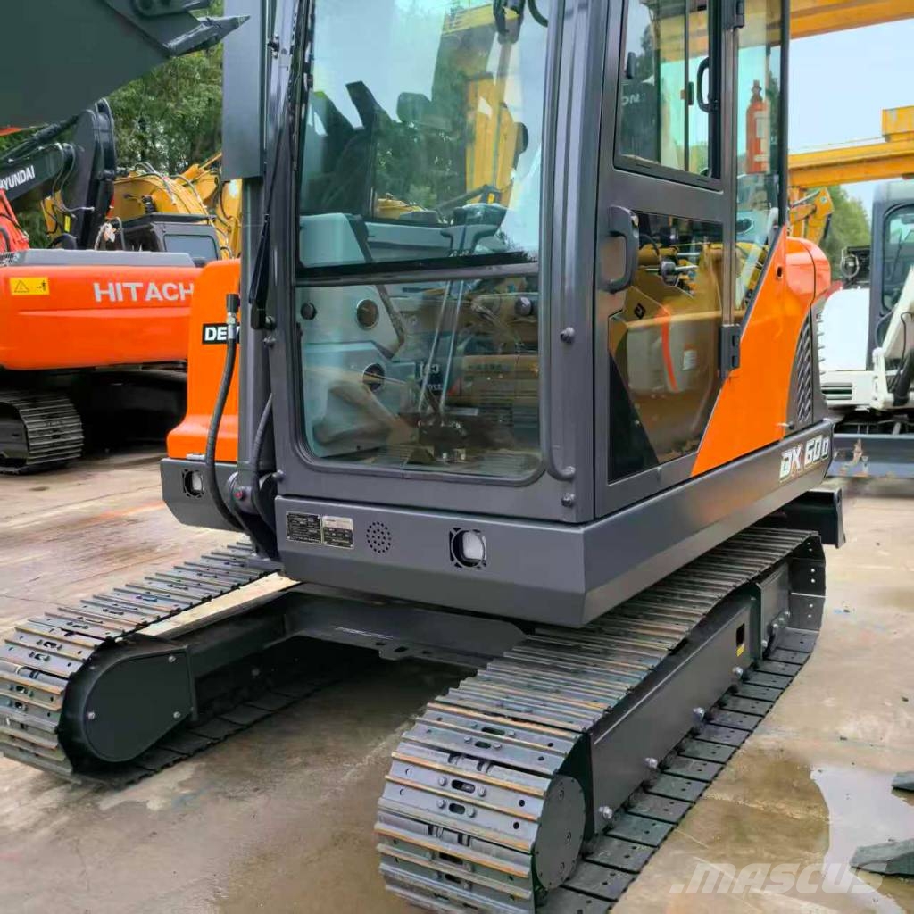 Develon DX 60 D Mini bagri <7t