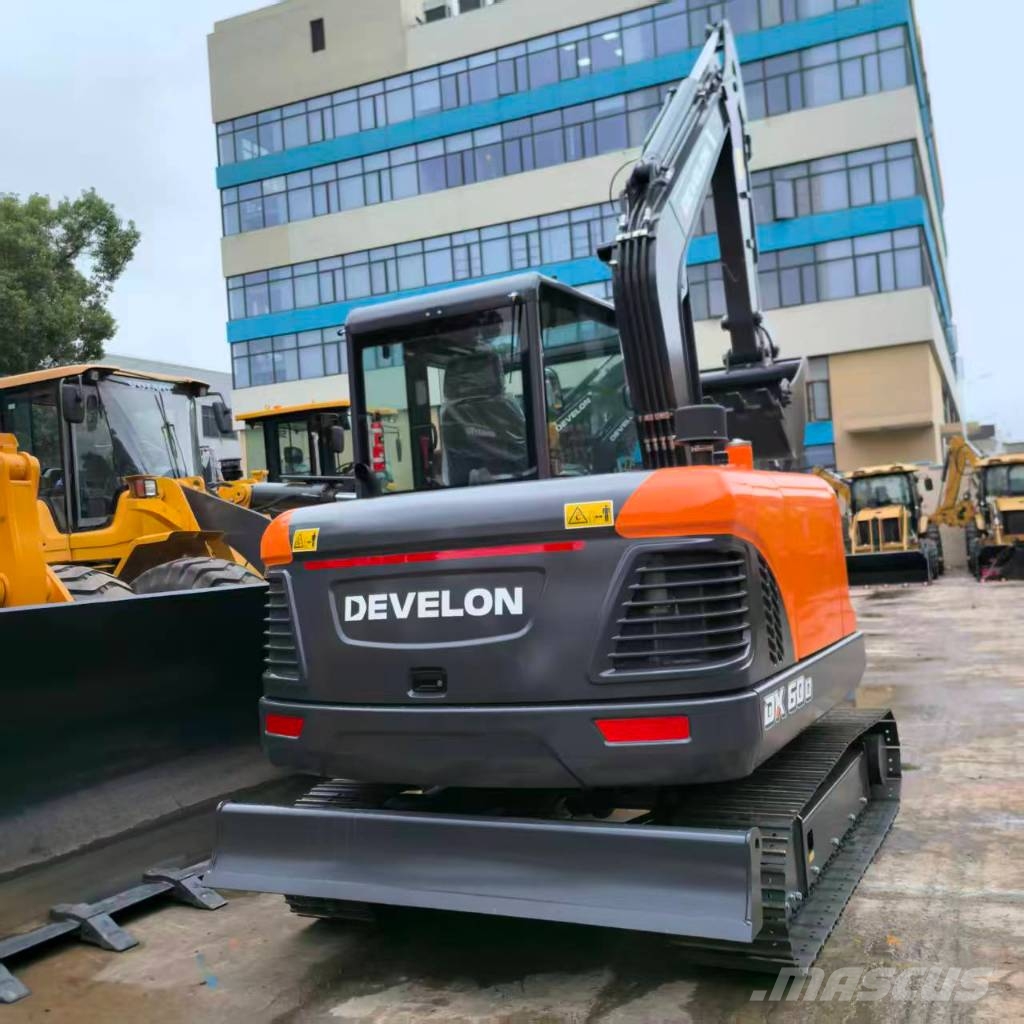 Develon DX 60 D Mini bagri <7t