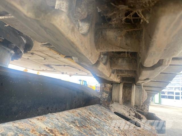 Komatsu PC 240 NLC-11 LongReach MIETE / RENTAL (12000860) حفارات طويلة الذراع