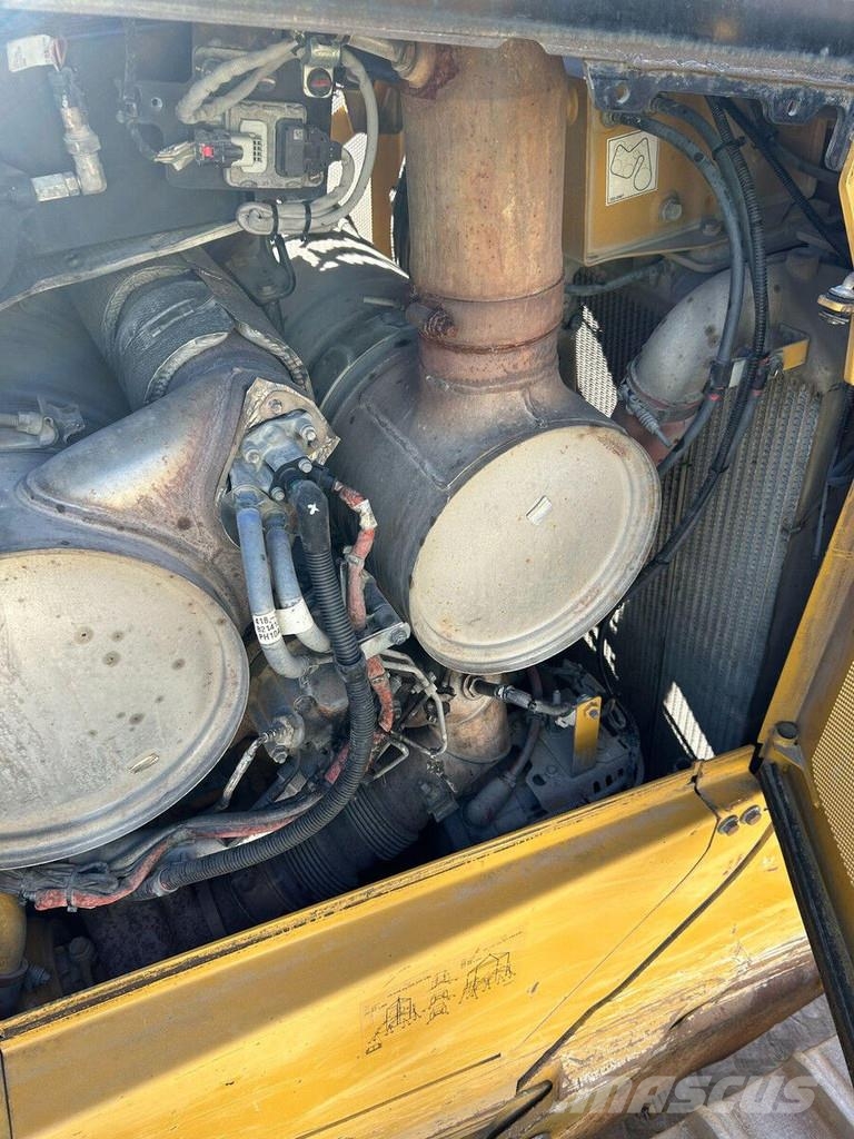 CAT D6XE LGP Buldozer sobre oruga