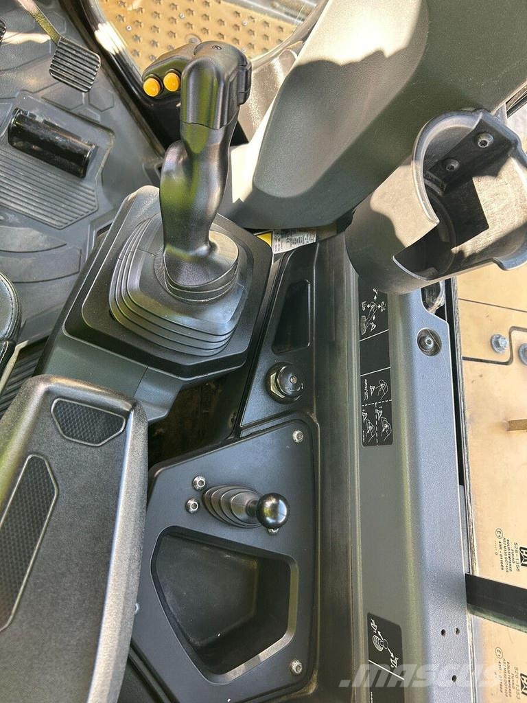 CAT D6XE LGP 履帶推土機