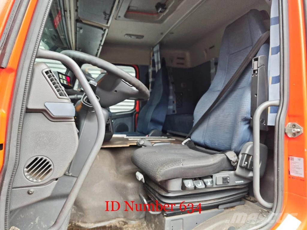 Volvo FM 400 8x4 Bronto Skylift S61 XDT トラック高所作業車