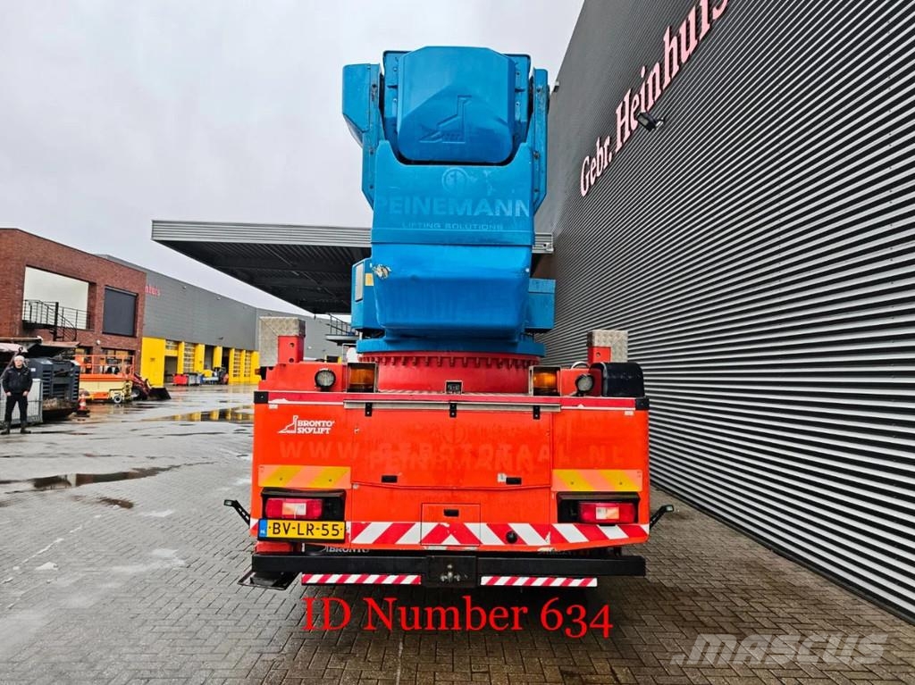 Volvo FM 400 8x4 Bronto Skylift S61 XDT トラック高所作業車