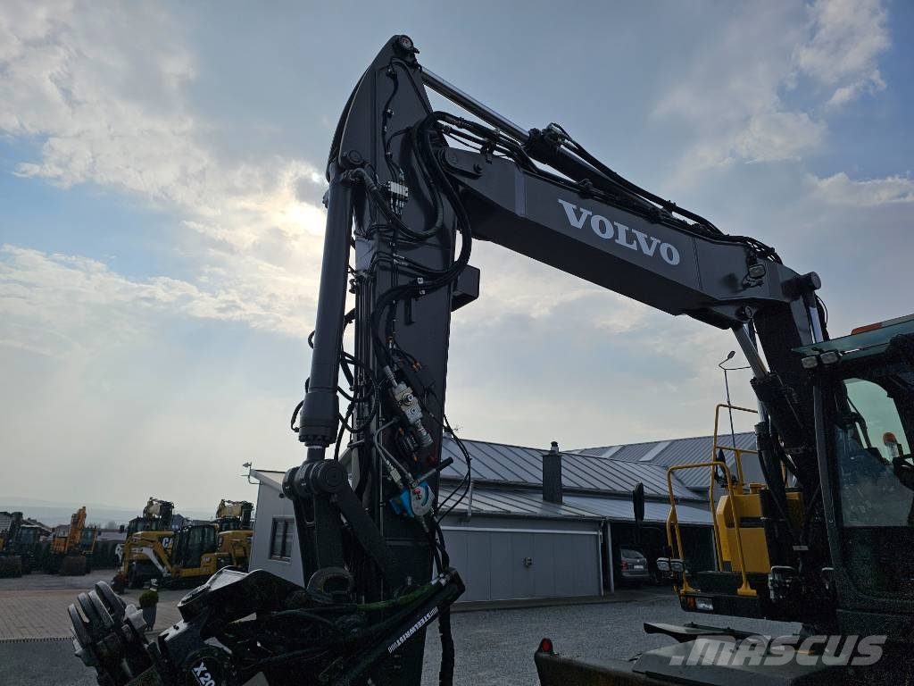 Volvo EW 160 E Lastik tekerli ekskavatörler
