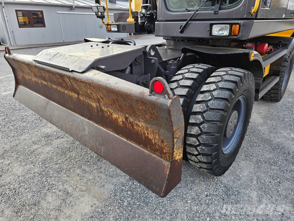 Volvo EW 160 E Lastik tekerli ekskavatörler