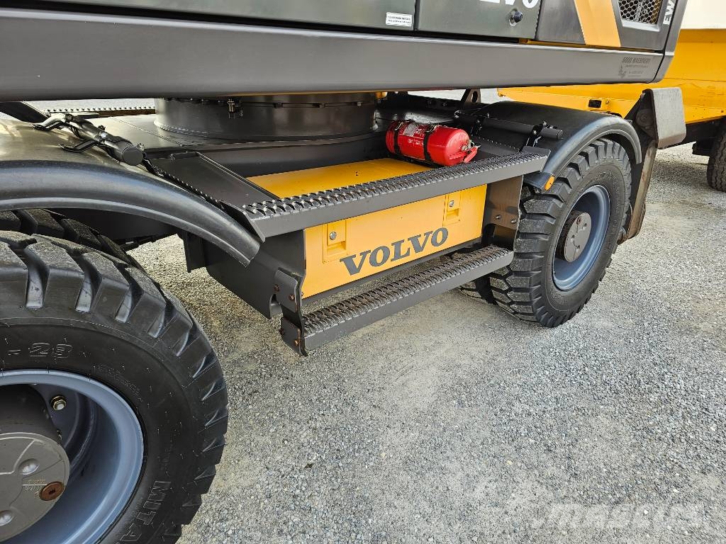 Volvo EW 160 E Lastik tekerli ekskavatörler
