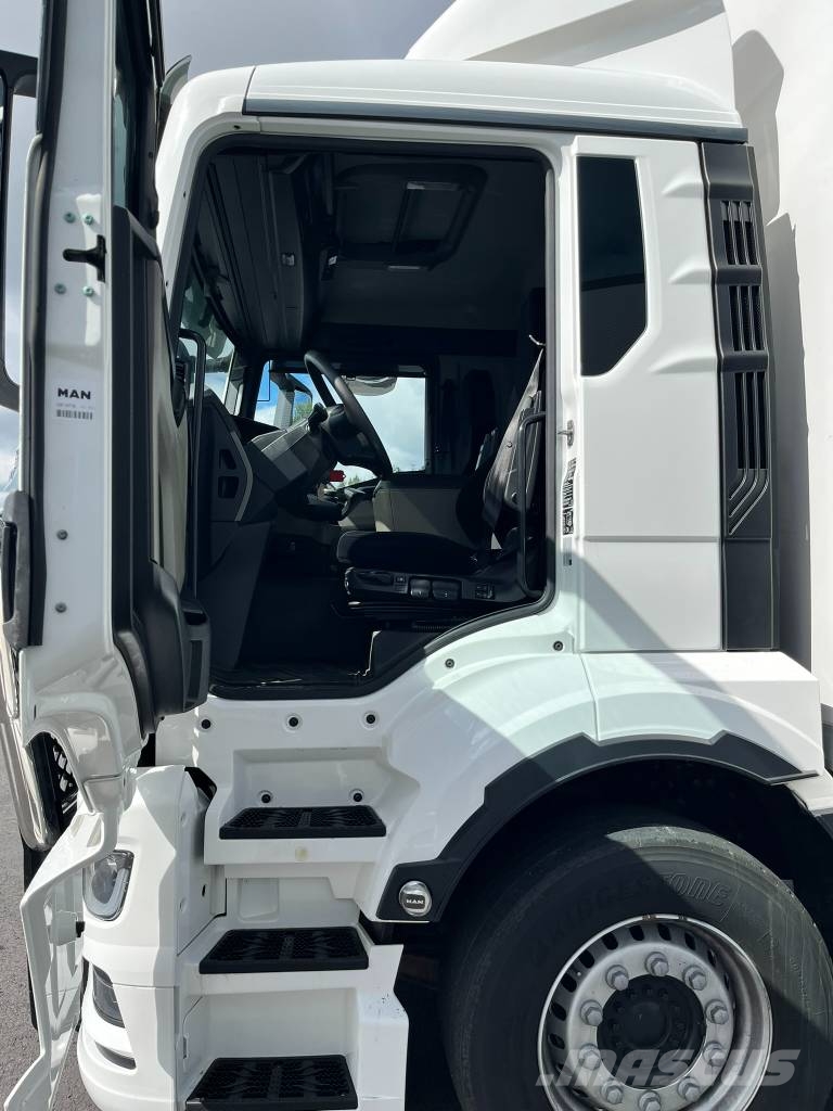 MAN TGS 18.400 4x2 LL Camiones con caja de remolque