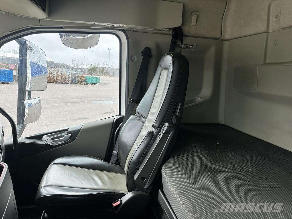 Volvo FH SIISTI KOUKKU VOLVO Kroghejs